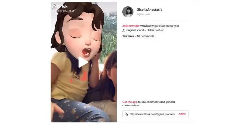 Gisella dan Gempi menggunakan sticker Cute Girl