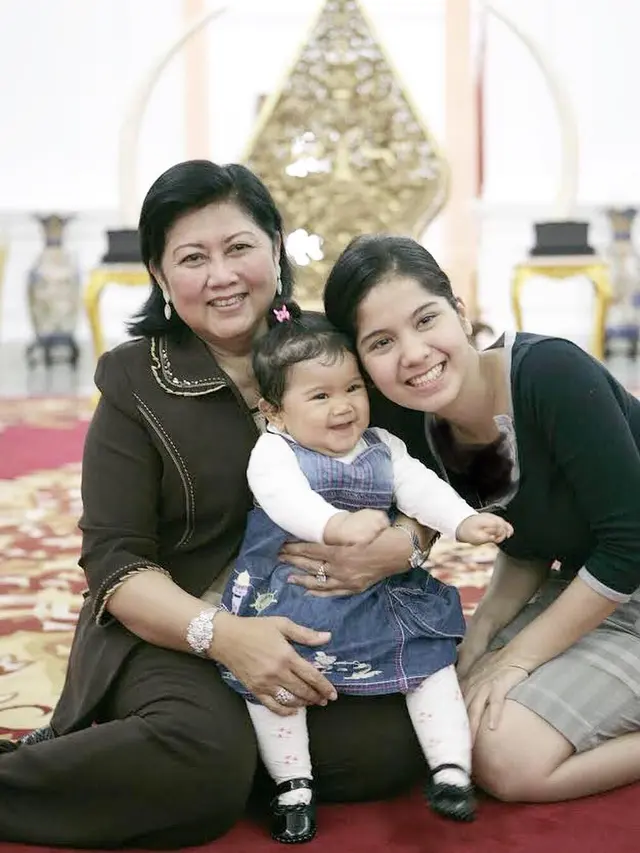 6 Potret Lawas Annisa Pohan dan Aira, Penampilannya Bikin Pangling