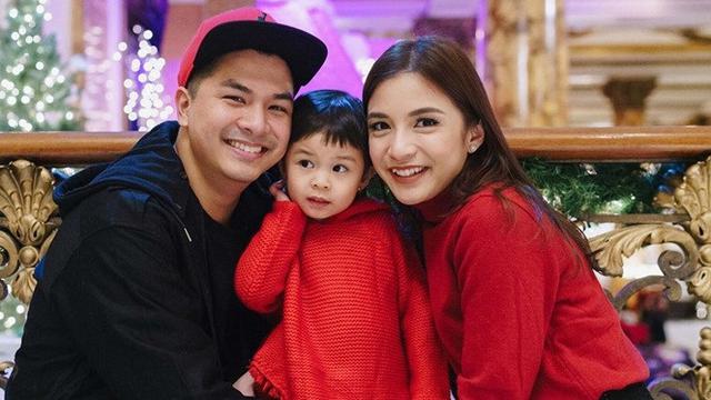 7 Potret Chelsea Olivia dan Nastusha Pakai Baju Kembar, Curi Perhatian