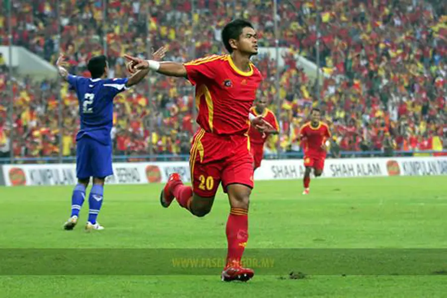 Bambang Pamungkas, meraih tiga gelar bersama Selangor FA di musim 2006. (Selangor FA)