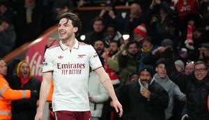 Declan Rice merayakan golnya di laga Bournemouth vs Arsenal di pekan ke-20 Liga Inggris 2025/2026 di Vitality Stadium, Minggu (04/01/2026) dini hari WIB. (AP Photo/Alastair Grant)