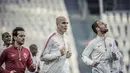 Para pemain Les Rouges et Blancs melakukan sesi pemanasan di Juventus Stadium (asmonaco.com)
