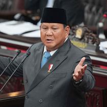 Presiden Republik Indonesia, Prabowo Subianto, saat menyampaikan pidatonya pada sidang paripurna Dewan Perwakilan Rakyat (DPR) di Jakarta, Rabu 20 Mei 2026. (AP Photo/Achmad Ibrahim)