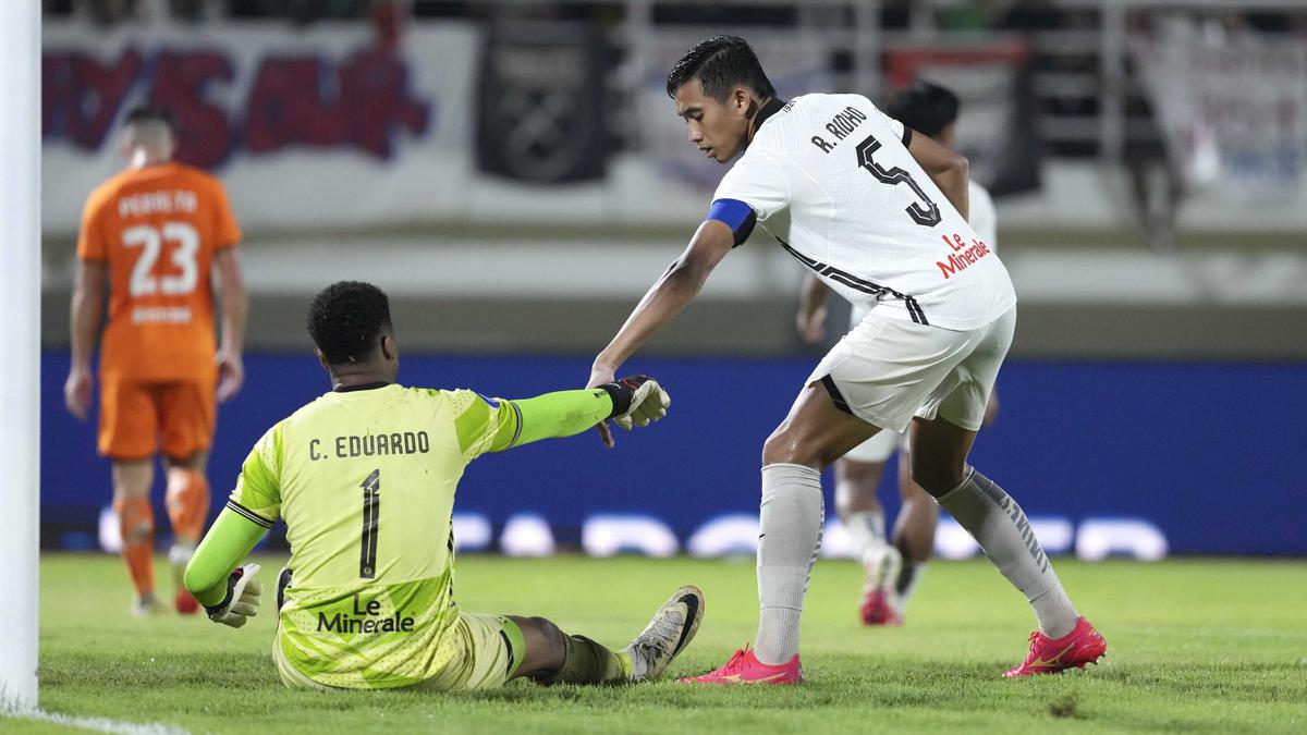 Persija Takluk dari Borneo FC di BRI Liga 1, Rizky Ridho: Kami Terima Kekalahan Ini