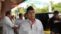 Terlihat, Wakil Ketua Umum Partai Gerindra Fadli Zon dan Sekjen Partai Gerindra Ahmad Muzani turut serta dalam rombongan, Jakarta, (29/8/14). (Liputan6.com/Miftahul Hayat)