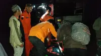 Jasad pendaki yang tinggal tulang belulang berhasil dievakuasi tim SAR gabungan dari kawasan Gunung Keramat Bawakaraeng, Kabupaten Gowa, Sulsel (Liputan6.com/ Eka Hakim)