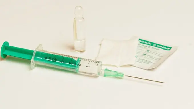 Vaksin/copyright Pixabay.com/Bru-nO