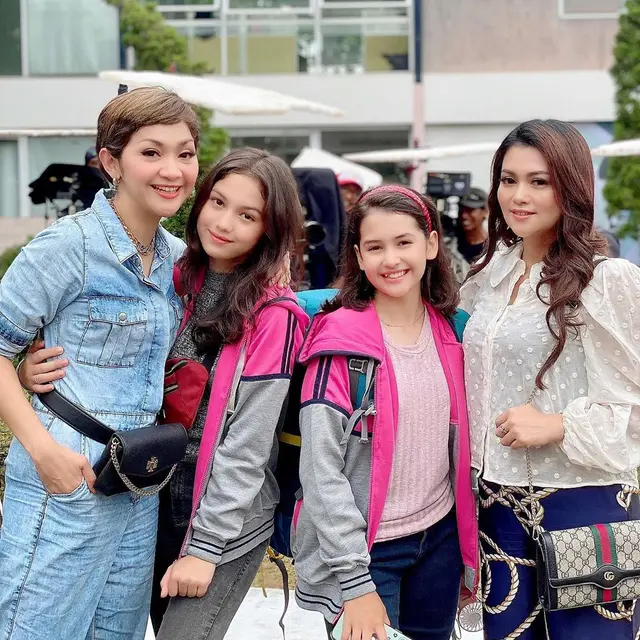 Jadi Ibu dan Anak di Sinetron, Ini 6 Kebersamaan Saskia Chadwick dan Windy Wulandari