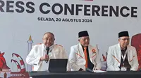 Sekretaris Jenderal PKS, Habib Aboe Bakar Alhabsyi (kiri), saat press conference di ICE BSD, Selasa (20/8/2024) (Liputan6.com/Pramita Tristiawati)