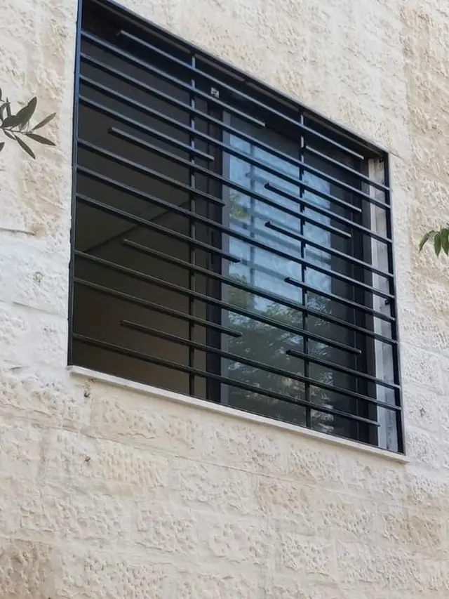 Jendela dengan Teralis Minimalis Modern