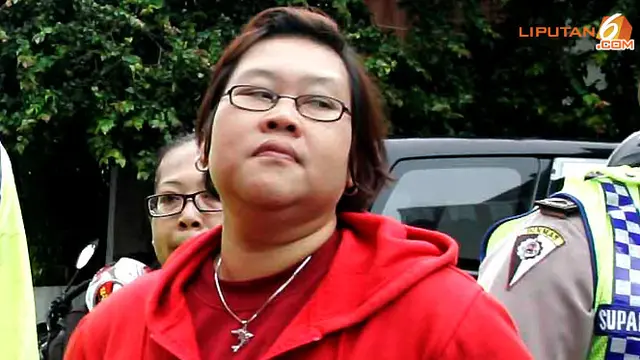 rini-s-bon-bon-130118c.jpg