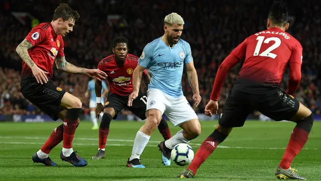 Laga Manchester United vs Man City