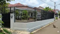 10 Desain Pagar Tanpa Celah Besar agar Kucing Liar Tidak Masuk, Aman dan Rapi