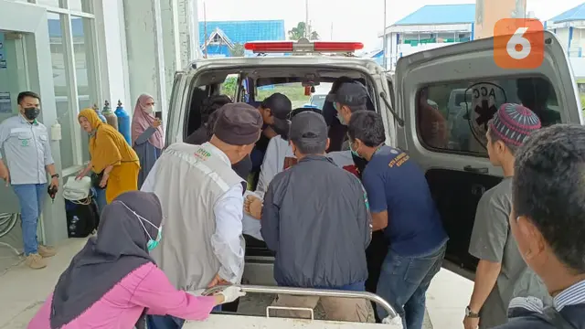 Korban kebakaran pabrik PT ITSS di RSUD Morowali