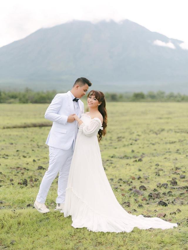 Jelang Menikah, Ini 6 Potret Prewedding Syifa Adik Ayu Ting Ting dan Calon Suami