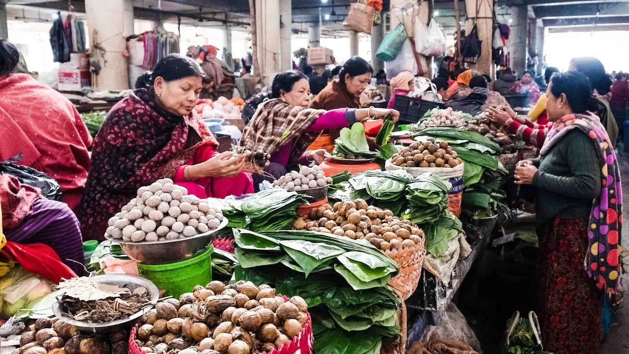 Ada Sejak 5 Abad Lalu, Ini 5 Fakta Pasar Ima Keithel yang Seluruh Penjualnya Wanita