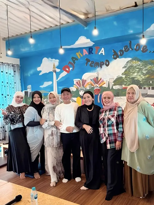 Umi Kalsum dan calon besan