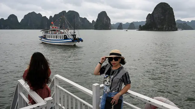 Corona Mereda, Wisata Vietnam Kembali Menggeliat