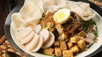 Gado-Gado Lezat Tanpa Kentang, Ini Tips Bumbu Kacang yang Gurih dan Tidak Enek