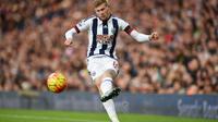 Video highlights aksi James McClean asal West Bromwich Albion yang berhasil menyelamatkan timnya dari kebobolan hanya dengan tumit kakinya.