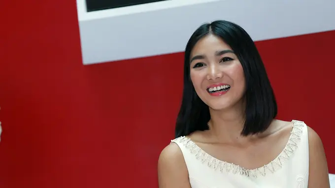 [Bintang] Dominique Diyose