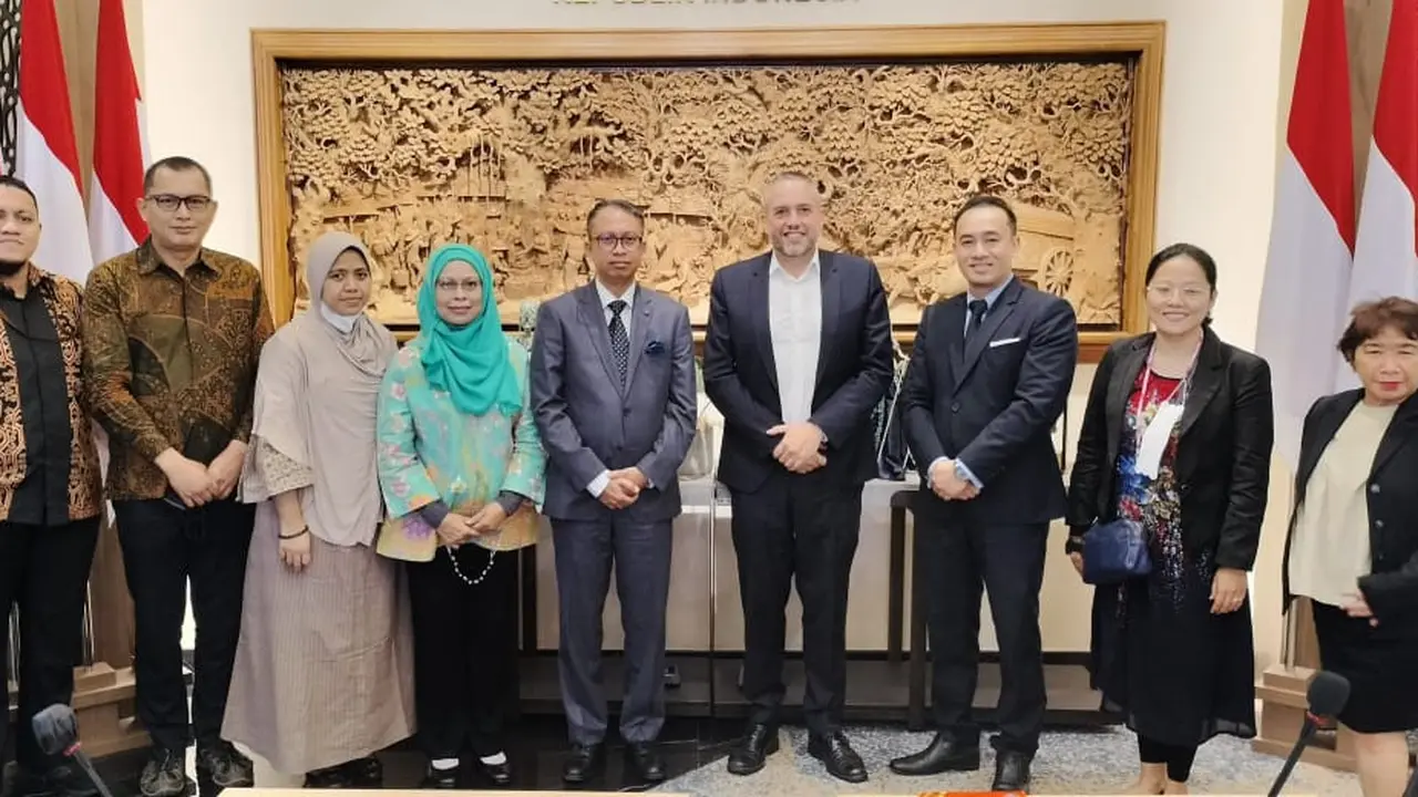 Deputi Bidang Koordinasi Kerja Sama Ekonomi Internasional Kementerian Koordinator Bidang Perekonomian Edi Prio Pambudi