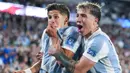Beberapa jam setelah kepastian lolos, Argentina juga tampil gemilang. Mereka sukses mengalahkan Brasil 4-1 di Stadion Monumental, Buenos Aires. Hasil ini membuat Argentina semakin kukuh di puncak klasemen dengan mengoleksi 31 poin. (AP Photo/Natacha Pisarenko)