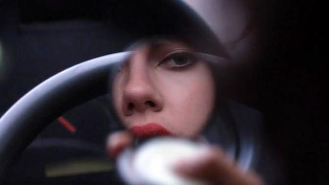 Jadi Alien Scarlett Johansson Terlihat Seksi Di Under The Skin Showbiz Liputan6 Com