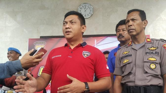 Polrestabes Makassar ungkap sindikat prostitusi online yang libatkan remaja cantik (Liputan6.com/ Eka Hakim)