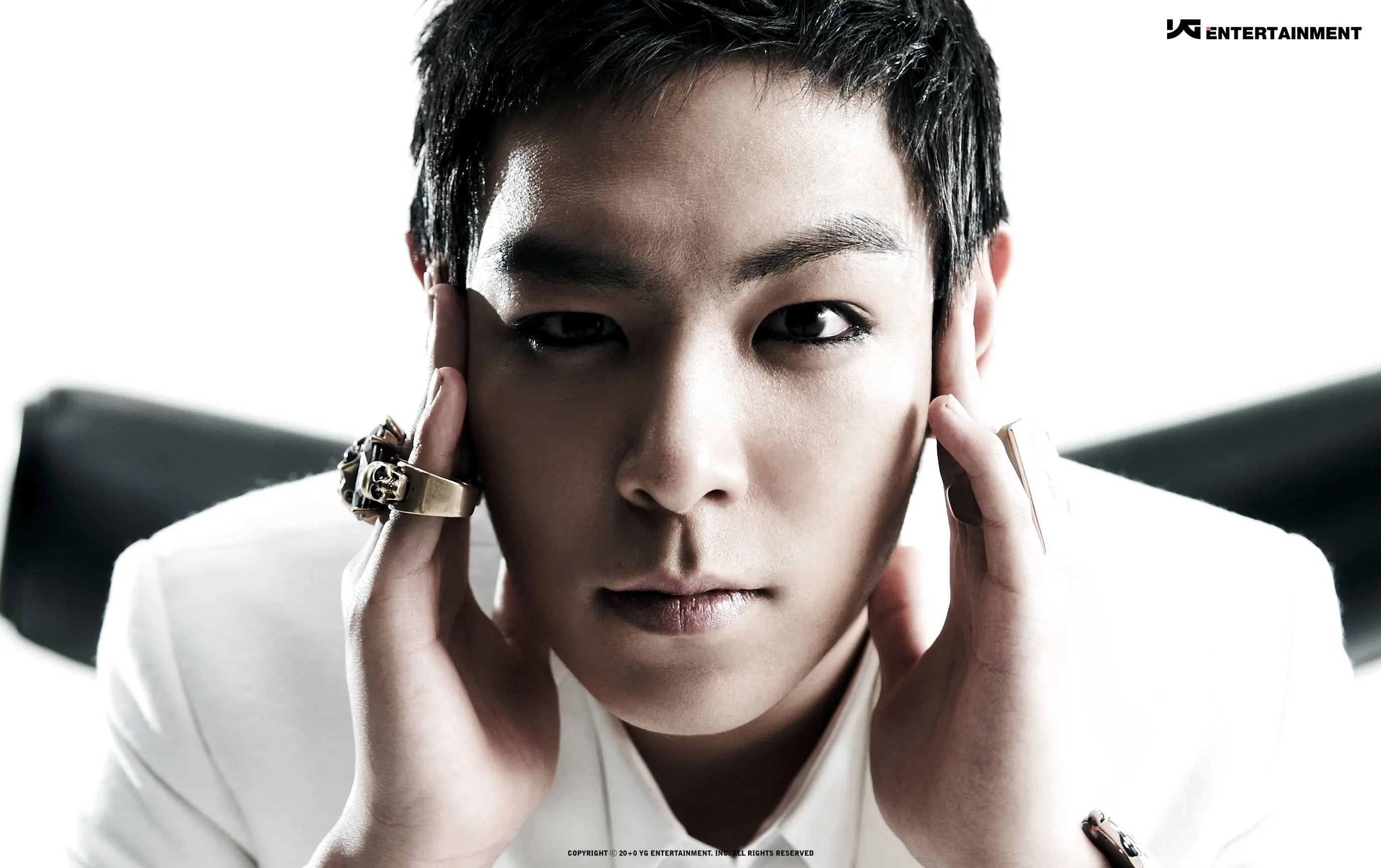 T.O.P Bigbang. (via Soompi)