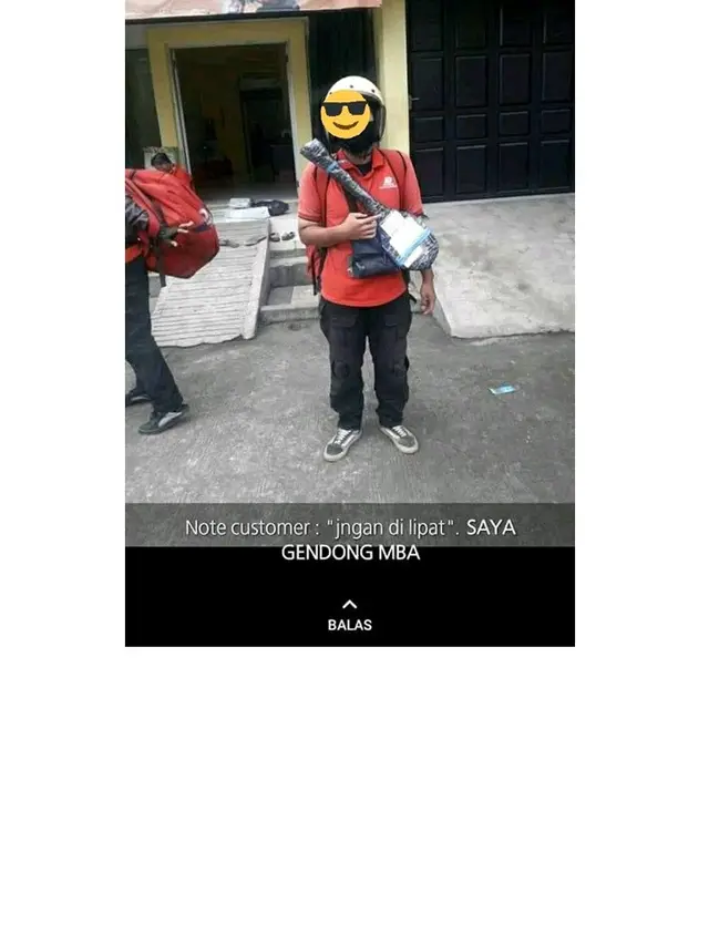7 Potret Nyeleneh Bungkusan Paket Barang Ini Bikin Kurir Heran