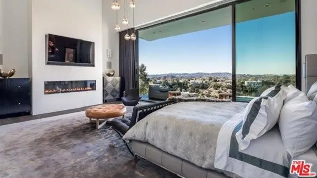 [Bintang] Rumah John Legend