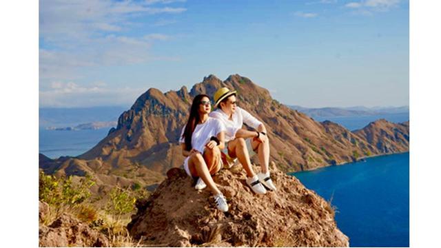 Batal Menikah, Ini 6 Pesona Razer Patricia Mantan Tunangan Rezky Aditya