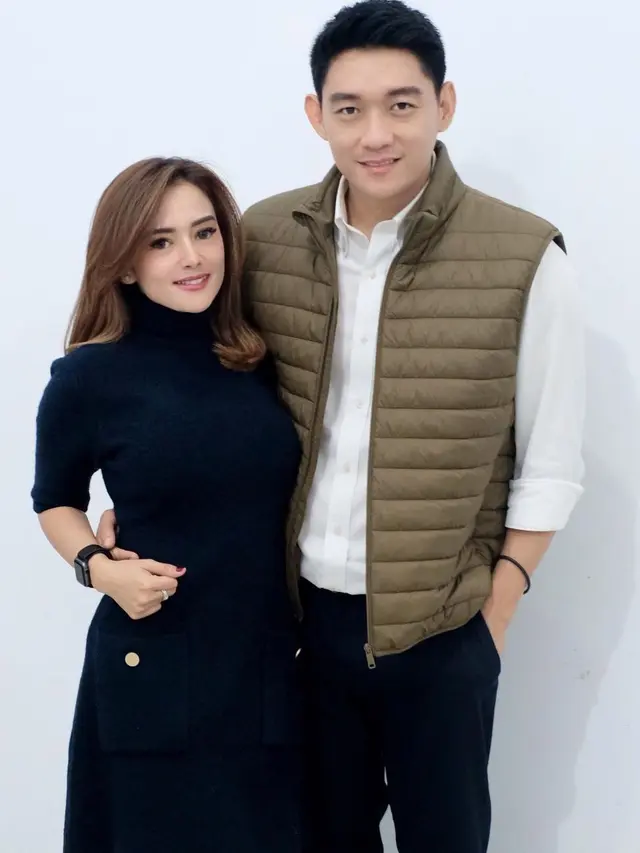 6 Potret Mesra Ifan Seventeen dan Citra Monica, Mulai Go Public