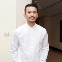 Meski usia Atiqah telah memasuki usia 36 minggu, baik Rio maupun Atiqah tidak ingin mengetahui jenis kelamin anak pertamanya. Bahkan, karena tidak mengetahui jenis kelamin bayi dalam kandungan, dijadikan tebak-tebakan. (Deki Prayoga/Bintang.com)