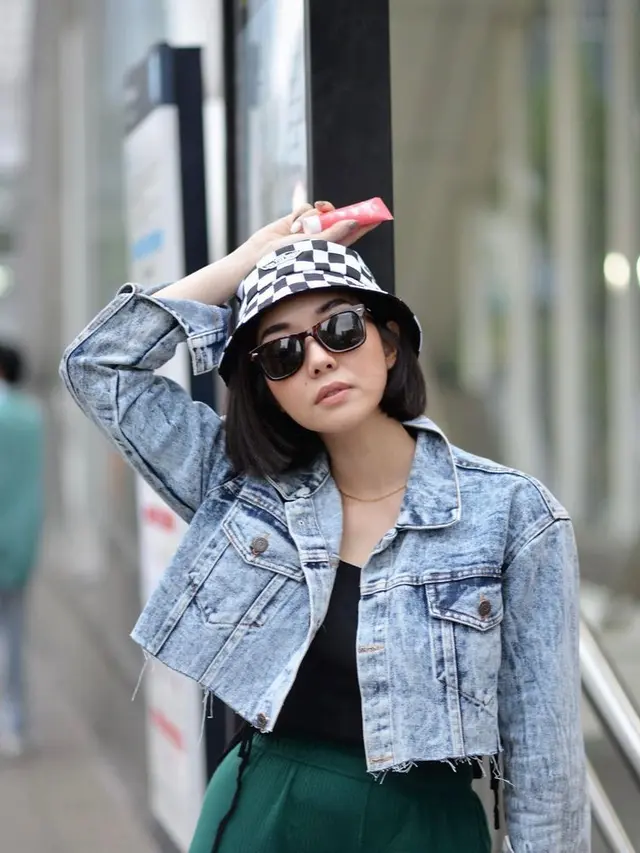 8 Potret Gisella Anastasia Ikut Catwalk di Citayam Fashion Week, Tampil Kece dengan Streetwear