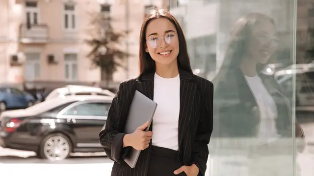 mandiri dewasa karier sukses