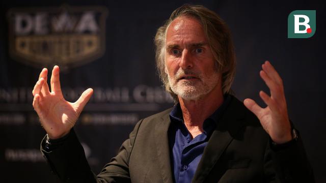 Konferensi Pers Perkenalan Pelatih Baru Dewa United Jan Olde Riekerink untuk BRI Liga 1 2022/2023