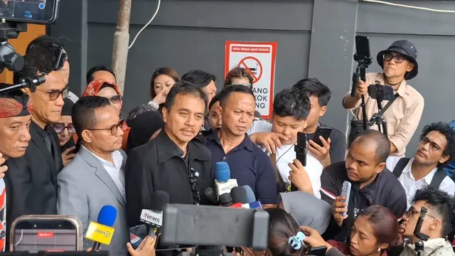 Roy Suryo Minta Hakim Nyatakan Penangkapannya Tak Sah