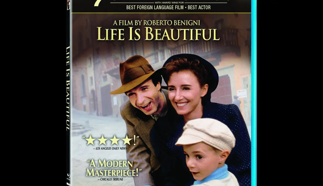 Life is Beautiful (1997).Tak ingin melihat anaknya trauma, seorang pria bernama guido, yang keturunan italia-yahudi, berusaha membuat kejadian penangkapannya ke perkumpulan yahudi menjadi suatu permainan (Istimewa)