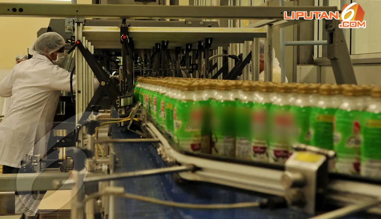  Melihat pasar minuman siap saji teh hijau semakin berkembang di Indonesia, PT ABC President Indonesia meluncurkan produk varian terbaru dari minuman siap saji teh hijau, Jawa Barat, Rabu (16/4/2014). (Liputan6/Johan Tallo).
