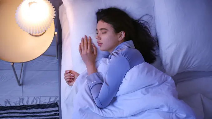 tidur mengantuk malam hari bermimpi insomnia