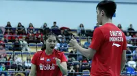 Ganda campuran Indonesia Daniel Marthin/Indah Cahya Sari Jamil beraksi di final Kejuaraan Dunia Bulu Tangkis 2019. (PBSI)