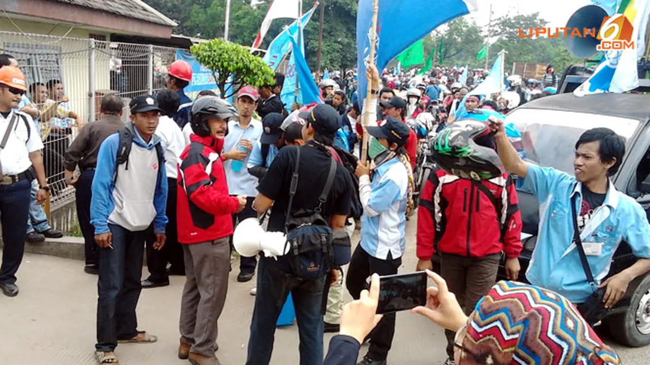 buruh-sweeping-131031b.jpg