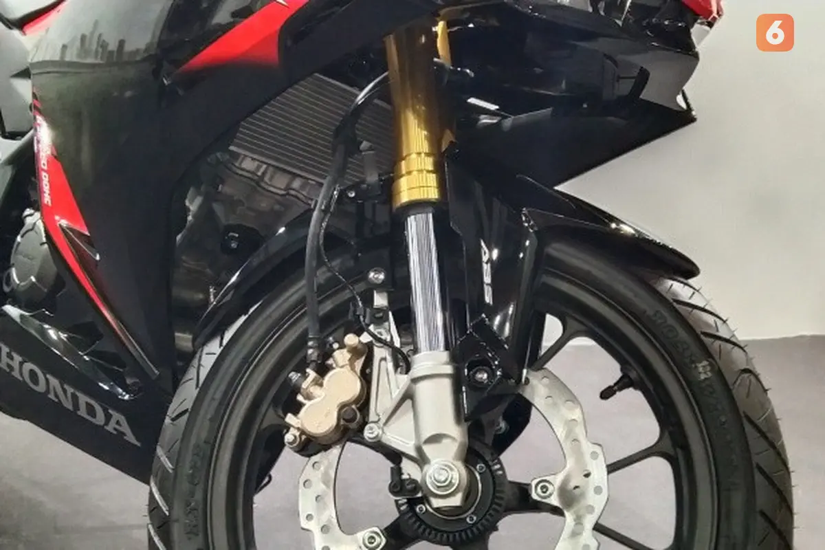 Honda CBR150R