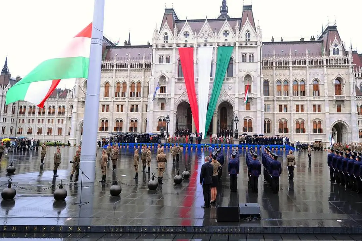 Ilustrasi bendera Hungaria (AFP)