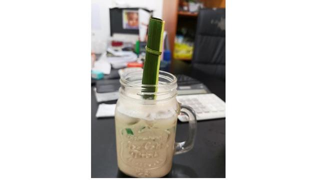 Turut Dukung Kurangi Sampah Plastik, Kafe Ini Gunakan Bahan Unik Untuk Sedotan