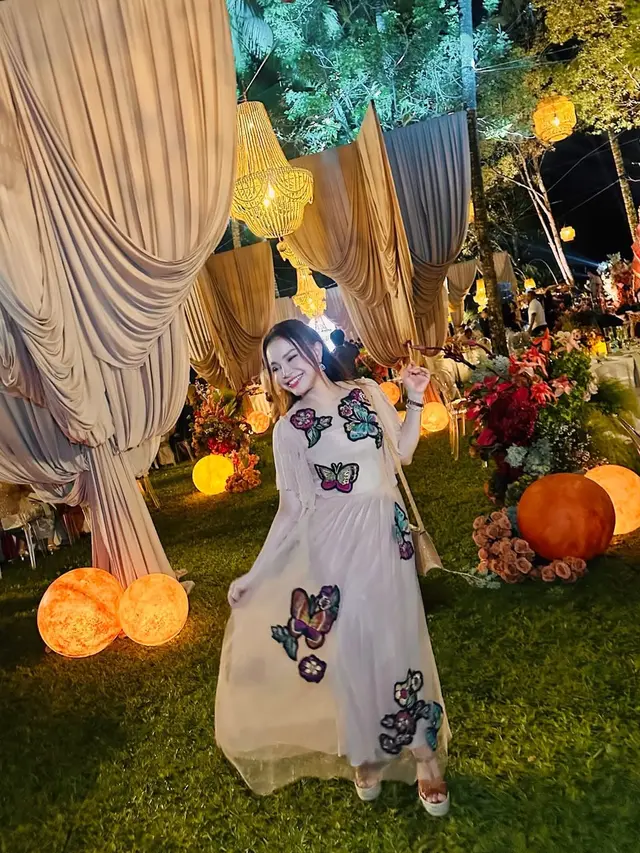 6 Gaya Tamu Artis di Pernikahan Maxime Bouttier dan Luna Maya, dari Nagita Slavina hingga Cinta Laura Kompak Tampil Serba Hijau