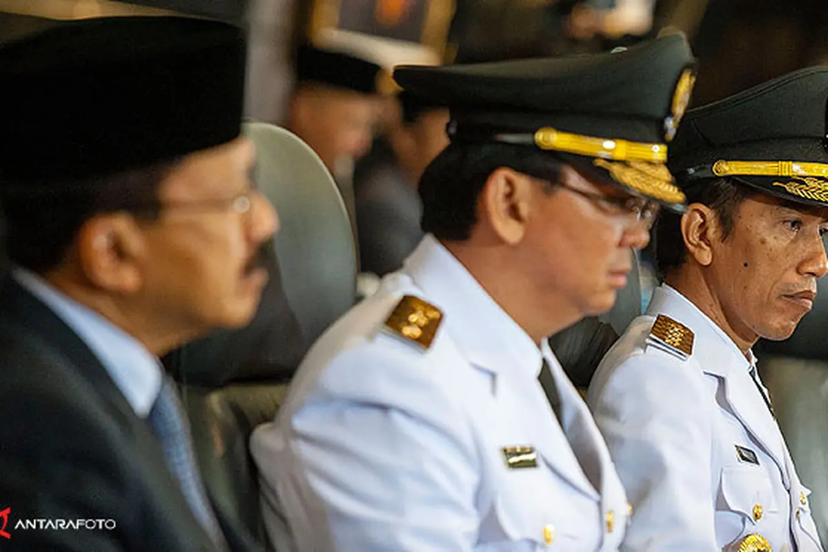 foke-pelantikan-jokowi-101015b.jpg