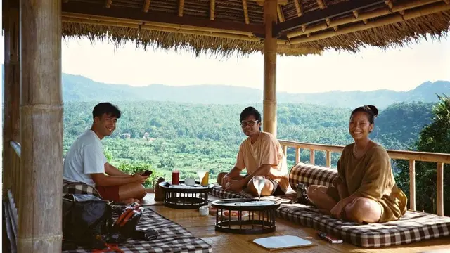 7 Momen Liburan Tara Basro di Bali, Menginap di Tengah Hutan